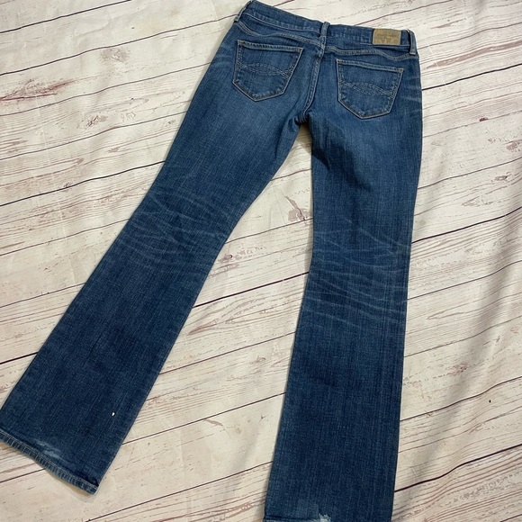 25 Womens Abercrombie & Fitch Blue Low Rise Boot Cut Jeans A&F Casual Med Wash - Picture 7 of 9